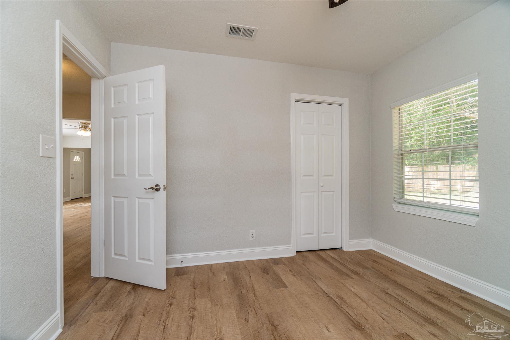 109 Reed Road Pensacola, FL 32507 - Photo 23 of 37