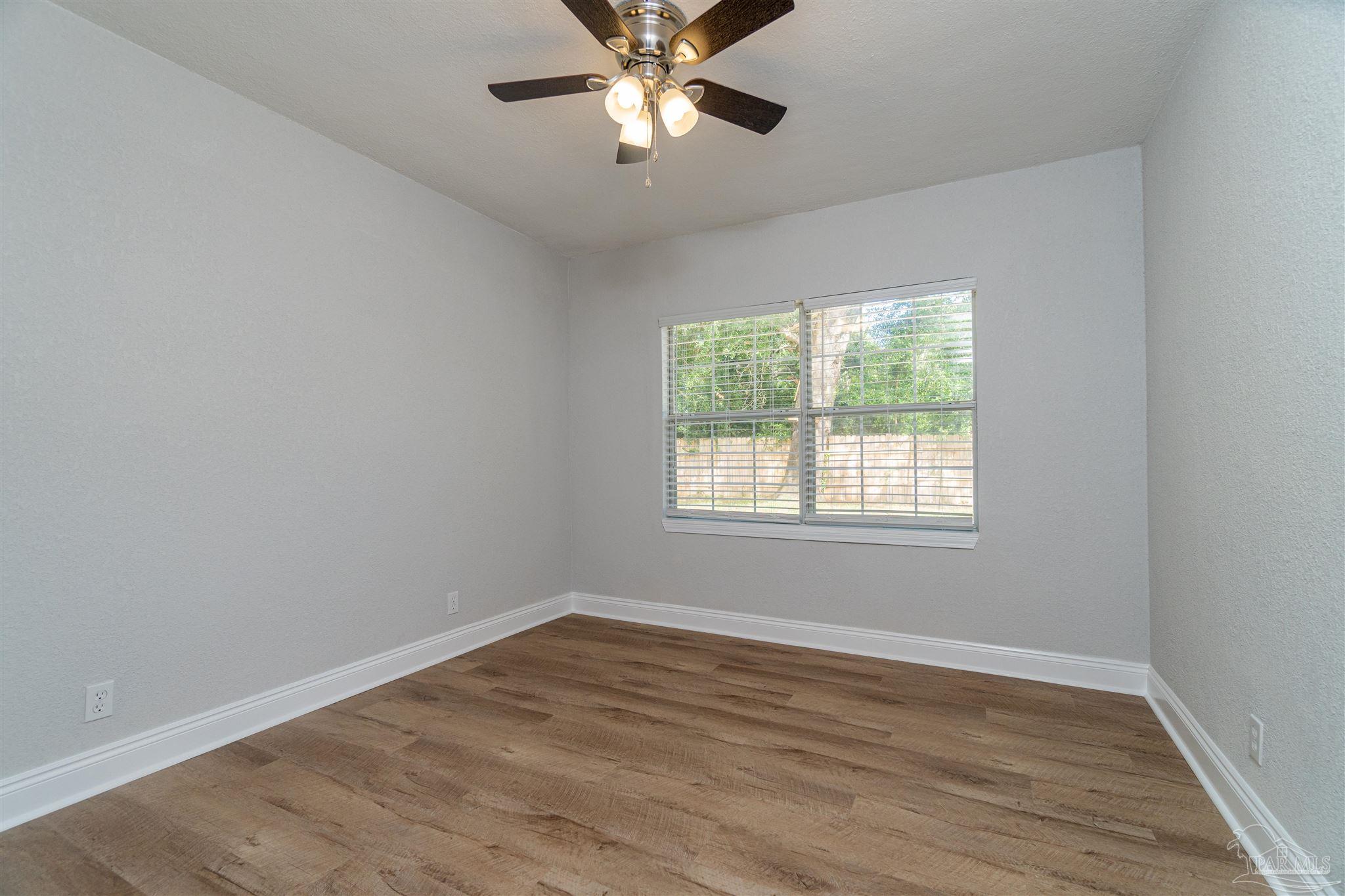109 Reed Road Pensacola, FL 32507 - Photo 24 of 37