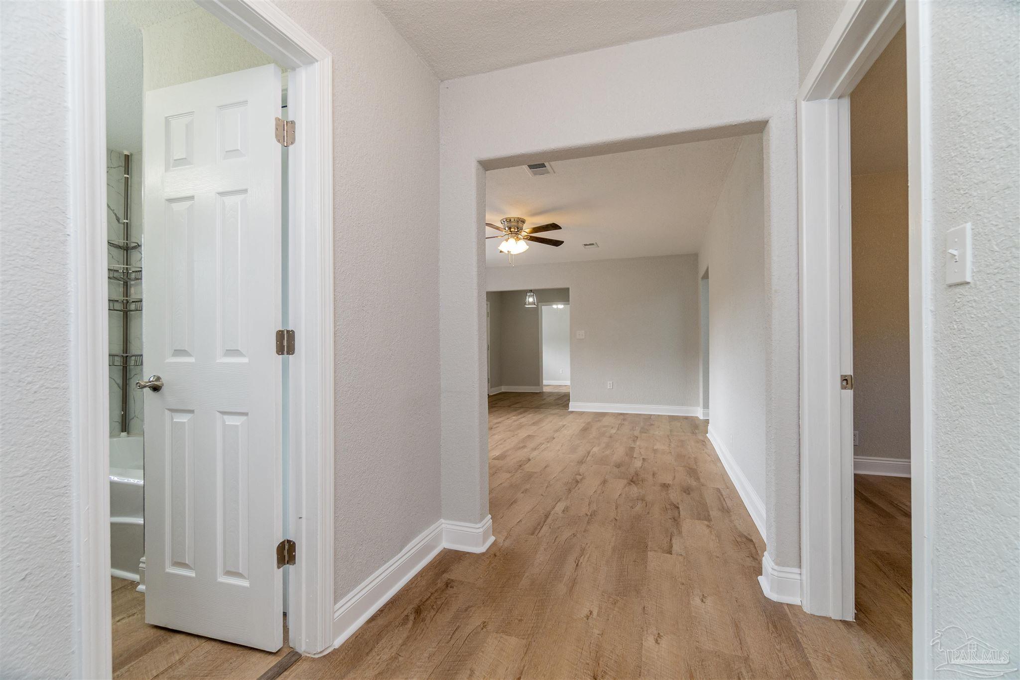 109 Reed Road Pensacola, FL 32507 - Photo 27 of 37