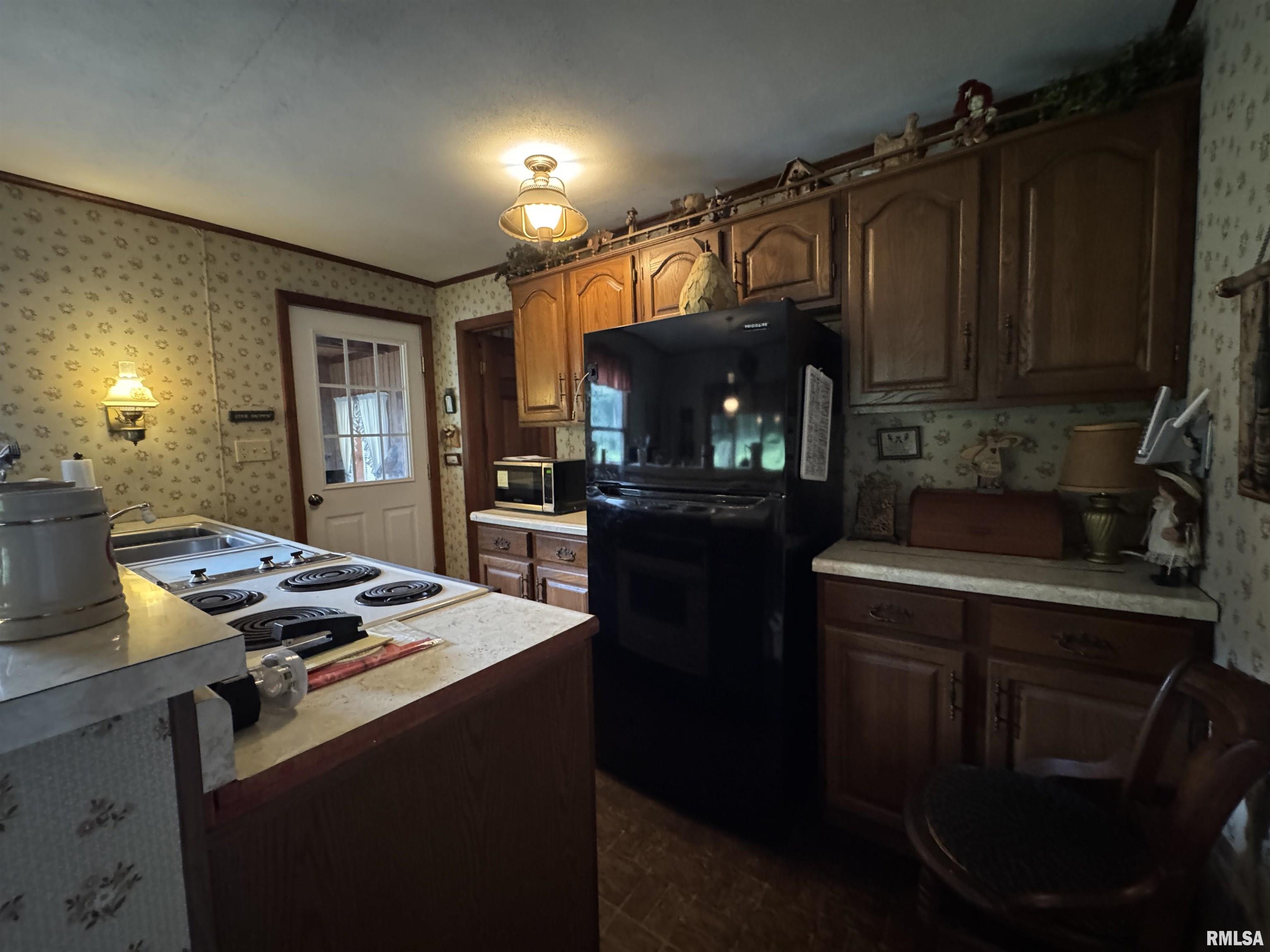 6924 Garden View Lane Springfield, IL 62712 - Photo 10 of 37