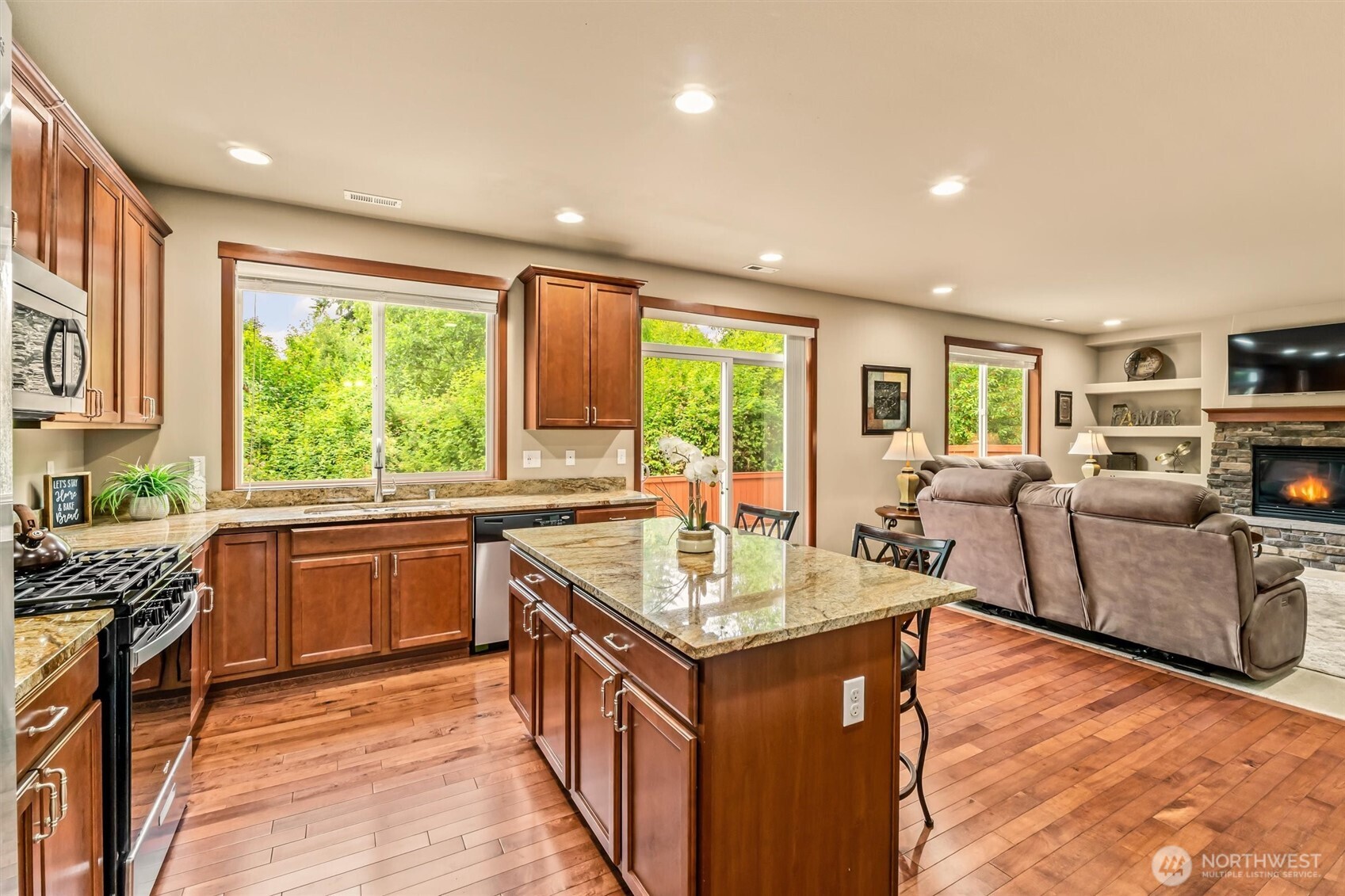 3603 164th Street Southeast Bothell, WA 98012 - Photo 11 of 40 Gallery Image 11