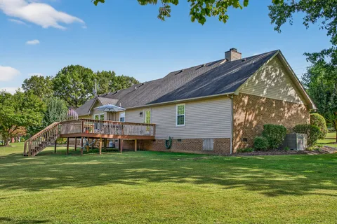 $474,900 | 102 Arrowood Drive, Cottontown, TN 37048