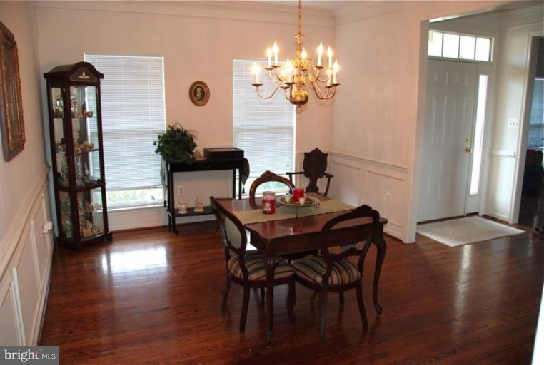 8580 Rothbury Drive Bristow, VA 20136 - Photo 3 of 10 Dining Room