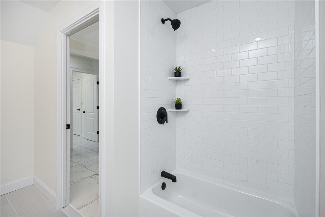 35 Hines Farm Road Cranston, RI 02921 - Photo 19 of 23 Gallery Image 19