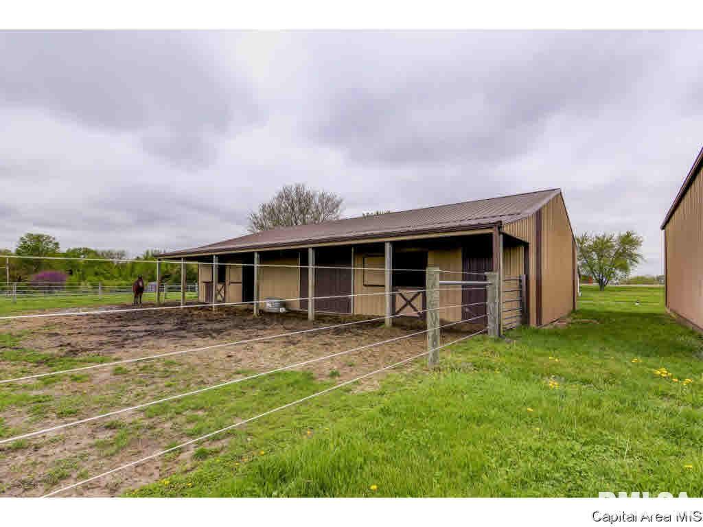 3620 Ostermeier Road Auburn, IL 62615 - Photo 4 of 9 Gallery Image 4