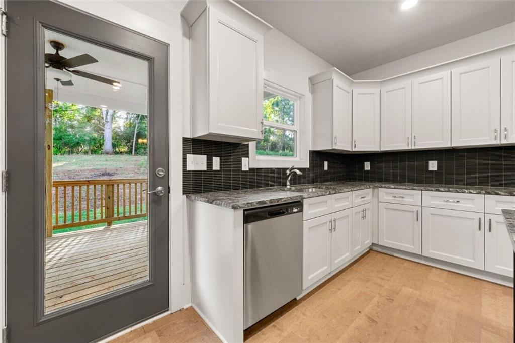 204 Races Road Hoschton, GA 30548 - Photo 16 of 49