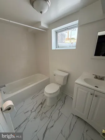 $3,100 | 1304 South Walter Reed Drive, Arlington, VA 22204