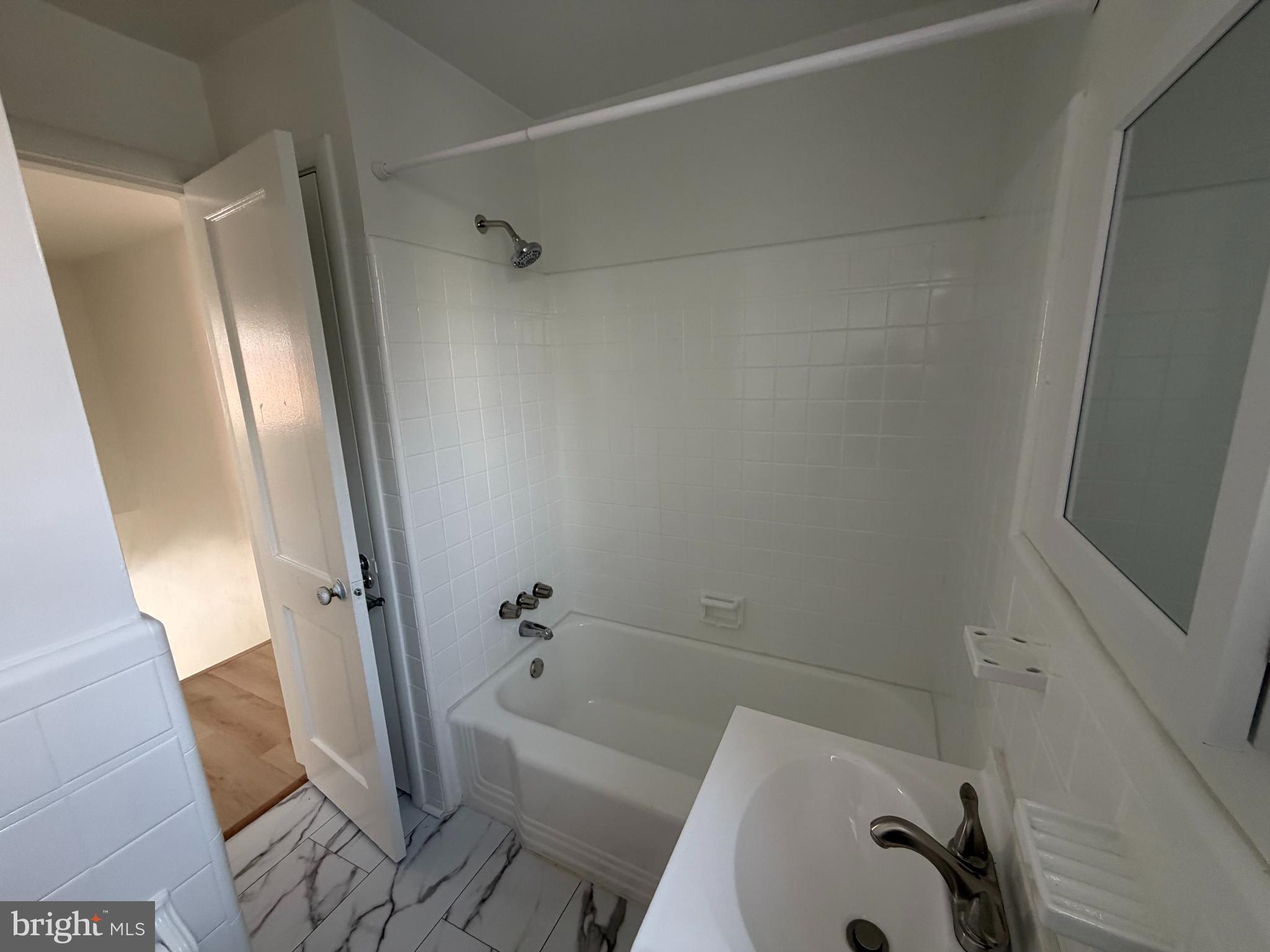 1304 South Walter Reed Drive Arlington, VA 22204 - Photo 23 of 34