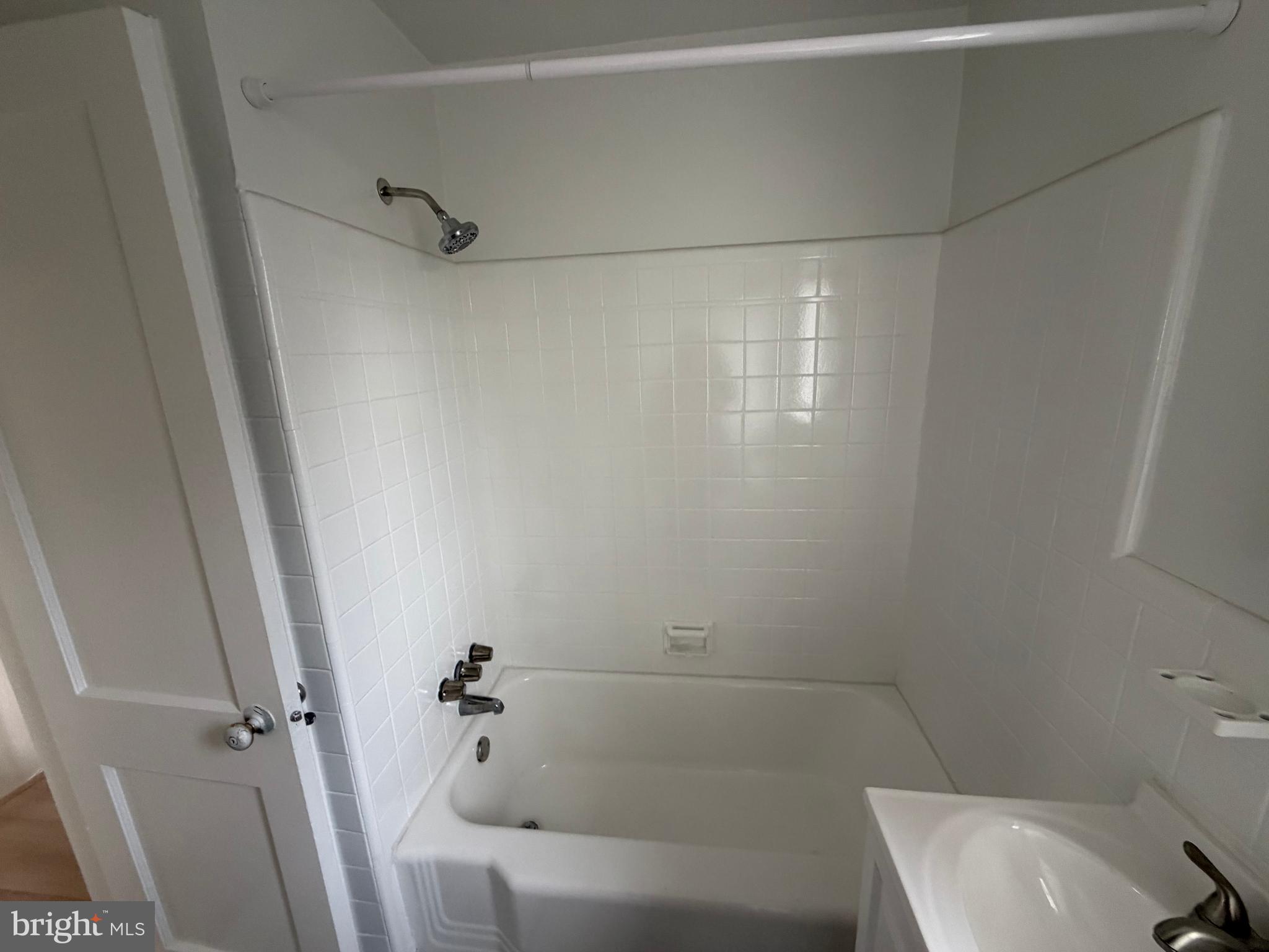 1304 South Walter Reed Drive Arlington, VA 22204 - Photo 24 of 34