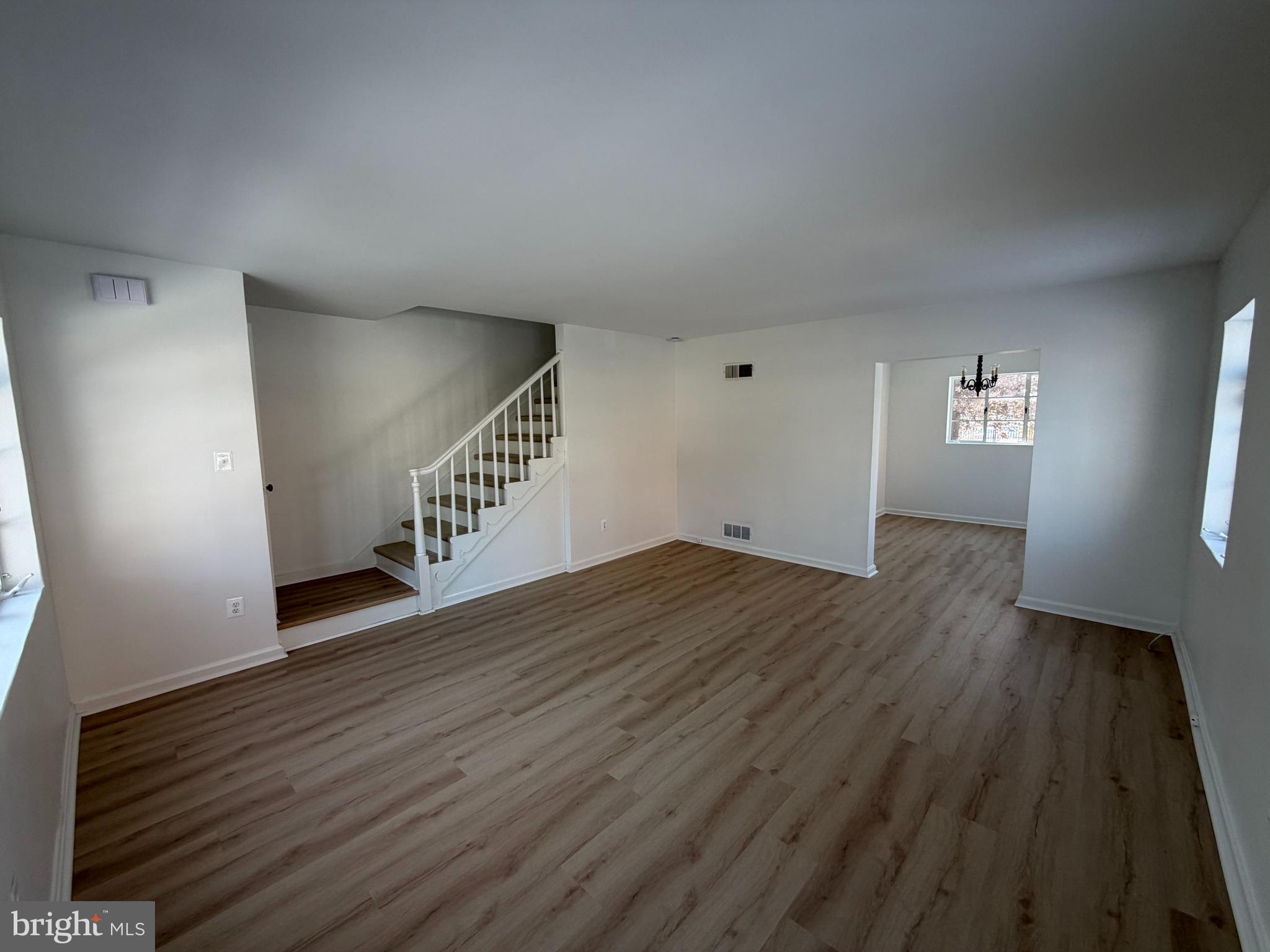 1304 South Walter Reed Drive Arlington, VA 22204 - Photo 5 of 34