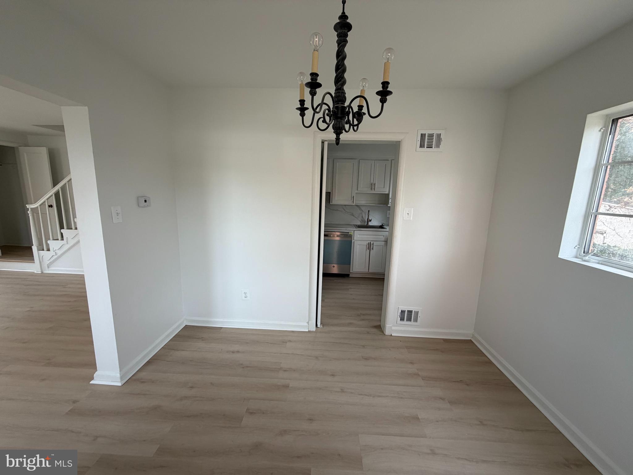 1304 South Walter Reed Drive Arlington, VA 22204 - Photo 8 of 34