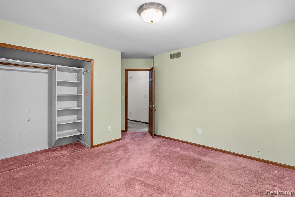9482 Graytrax Road Grand Blanc, MI 48439 - Photo 34 of 53 Gallery Image 34