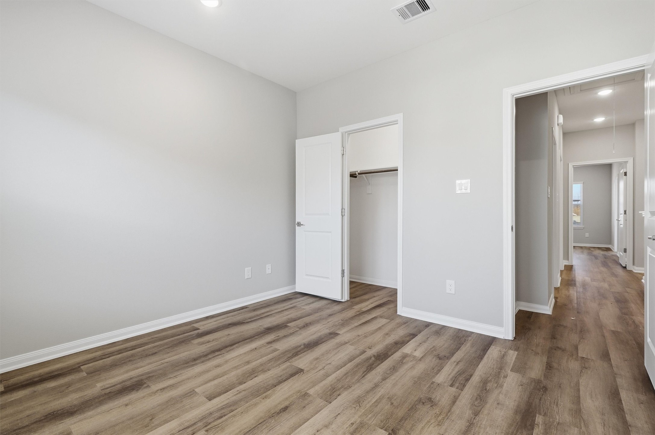 9906 Clark Road Houston, TX 77076 - Photo 34 of 50