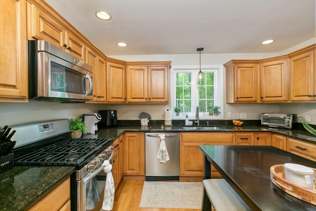 47 New Boston Road Kingston, NH 03848 - Photo 16 of 42 Gallery Image 16