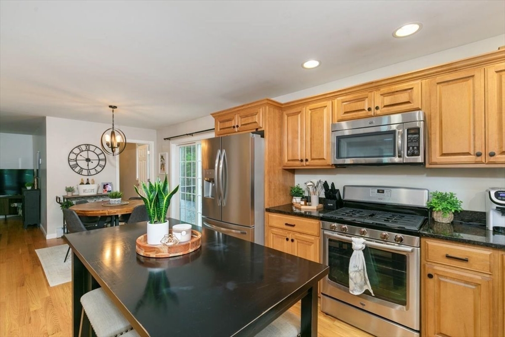 47 New Boston Road Kingston, NH 03848 - Photo 18 of 42 Gallery Image 18