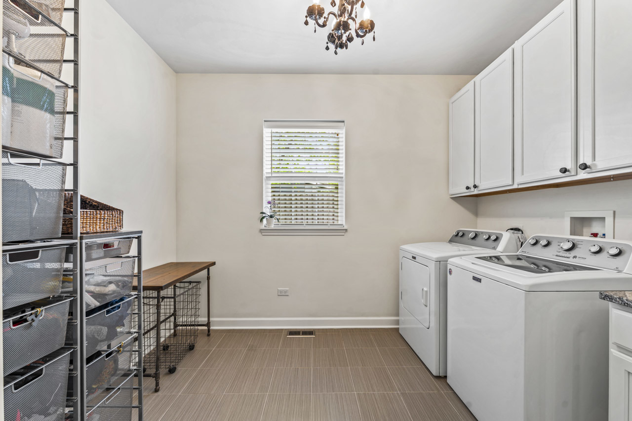 1251 West Thomas Road Wheaton, IL 60187 - Photo 27 of 57 a room with storage and utility