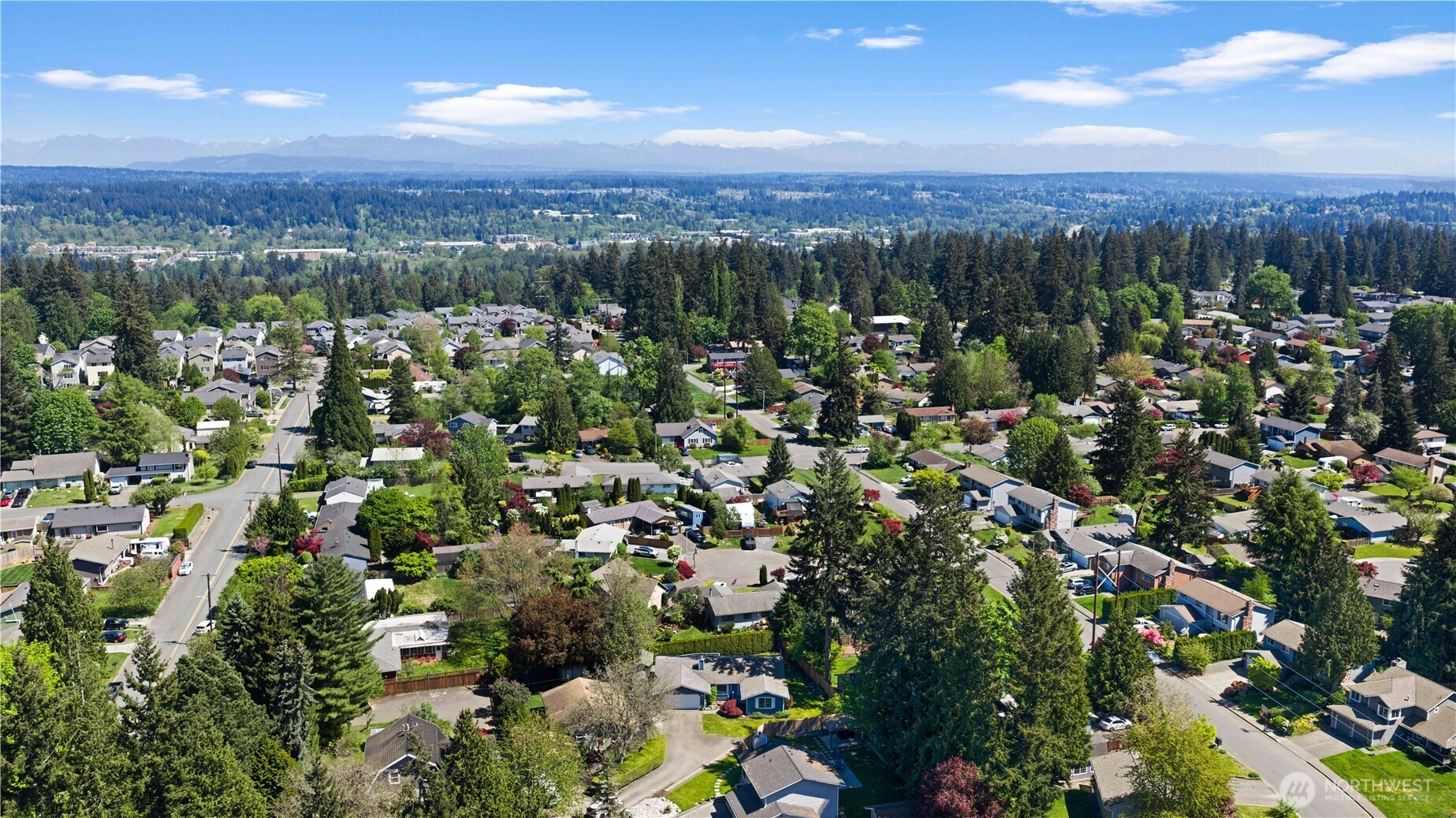 518 Hubbard Road Lynnwood, WA 98036 - Photo 37 of 39 a view of a city