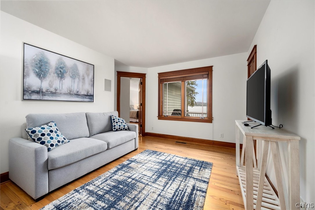 1838 West Lake Road Skaneateles, NY 13152 - Photo 19 of 34