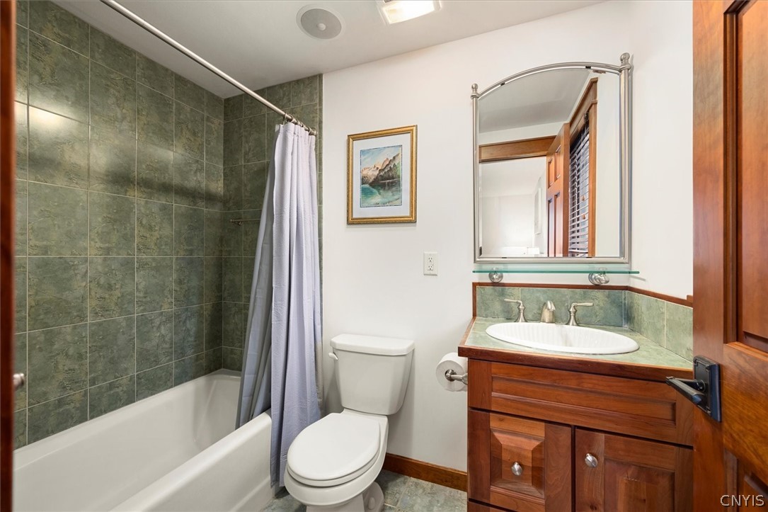 1838 West Lake Road Skaneateles, NY 13152 - Photo 23 of 34