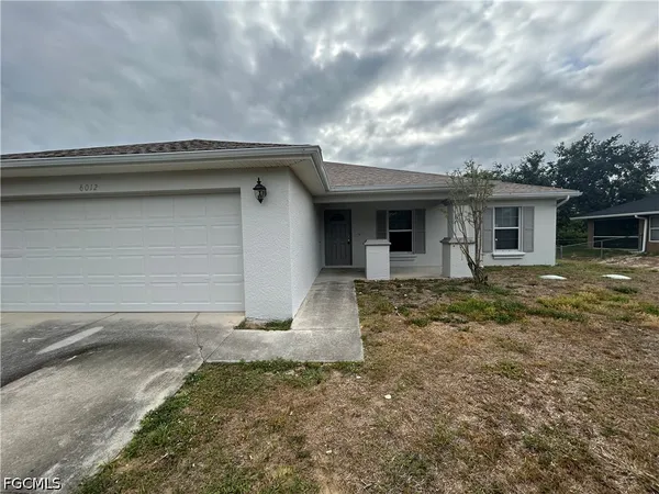 $1,900 | 6012 Thrush Avenue, Fort Myers, FL 33905