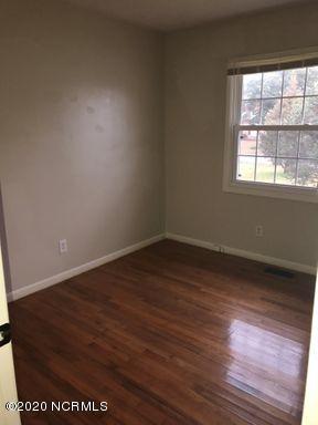 111 Sheffield Road Jacksonville, NC 28546 - Photo 7 of 10 7