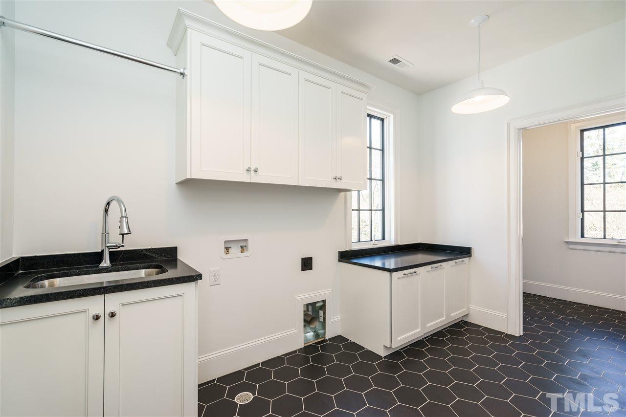 3041 Lewis Farm Road Raleigh, NC 27607 - Photo 23 of 24