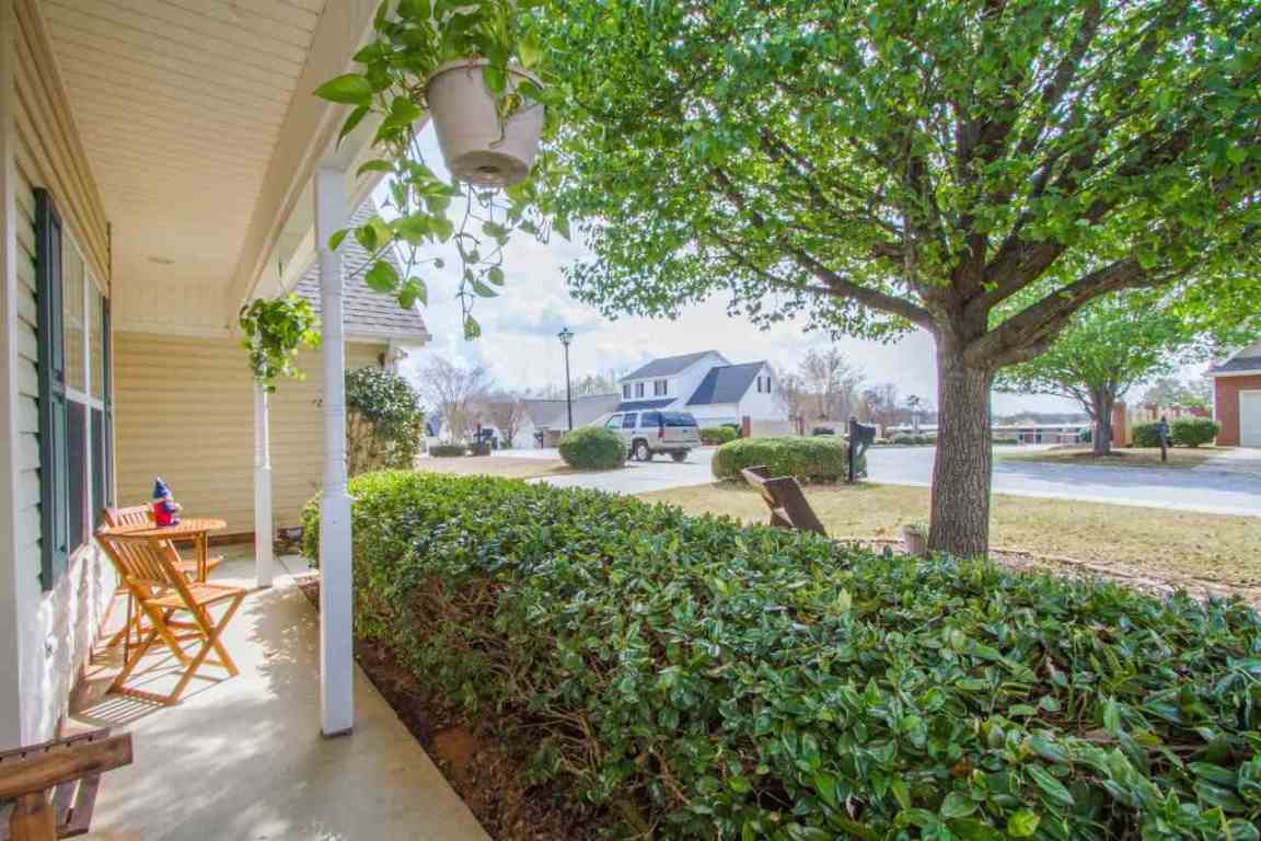 157 Elliott Circle Anderson, SC 29621 - Photo 4 of 27