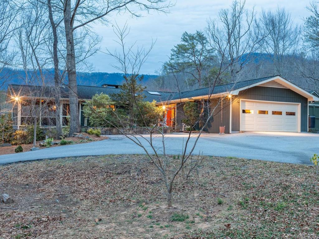 761 Laurel Ridge Road Columbus, NC 28722 - Photo 3 of 34 Gallery Image 3