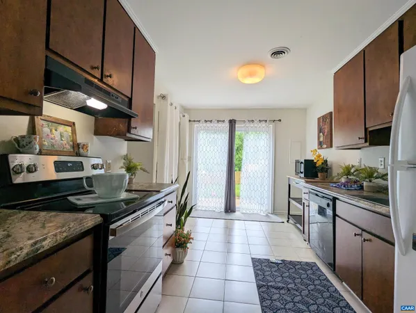 $649,000 | 2520 Naylor Street, Charlottesville, VA 22903