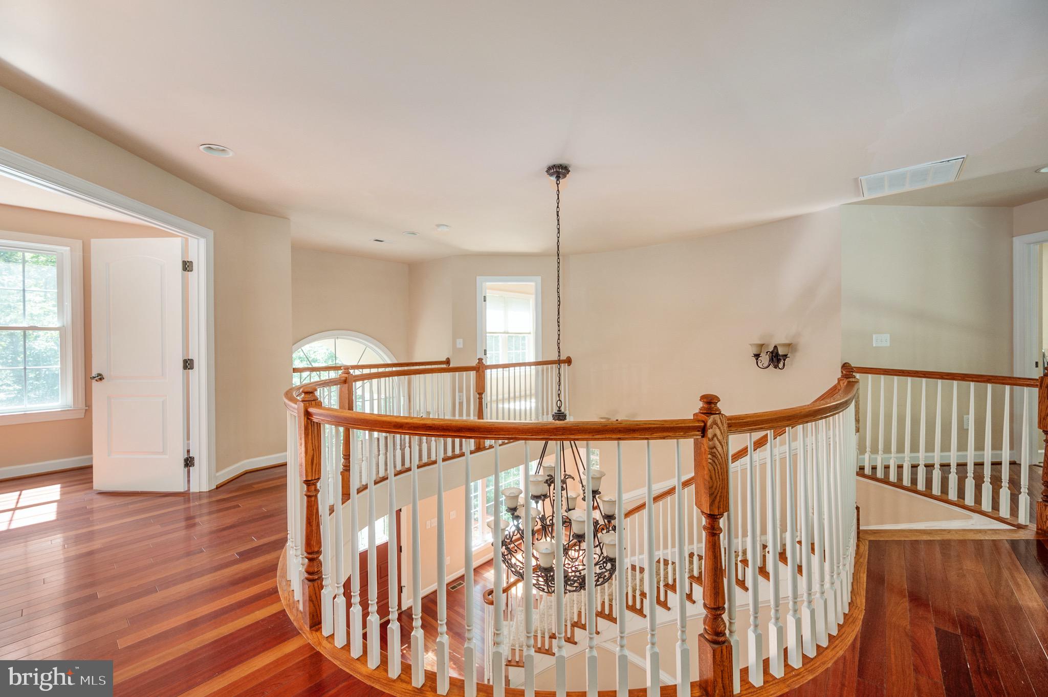23206 Friendship Road Ruther Glen, VA 22546 - Photo 30 of 71 balcony