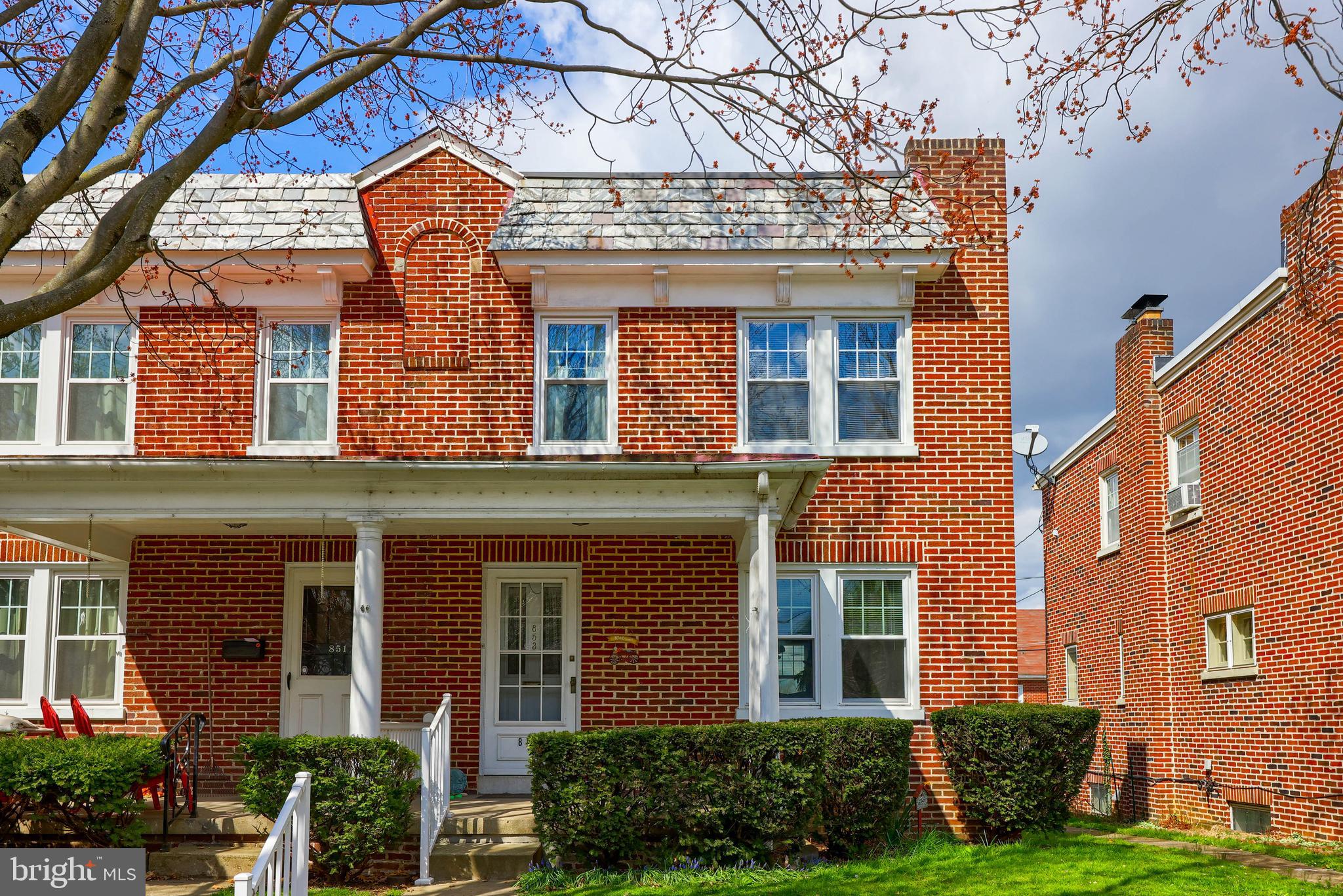 853 East Madison Street Lancaster, PA 17602 - Photo 1 of 37