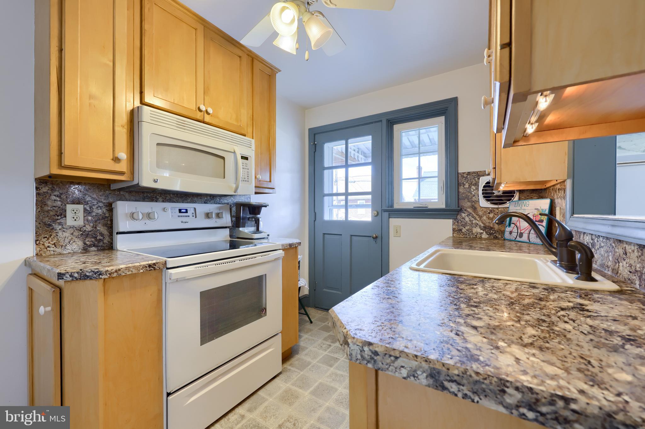 853 East Madison Street Lancaster, PA 17602 - Photo 20 of 37