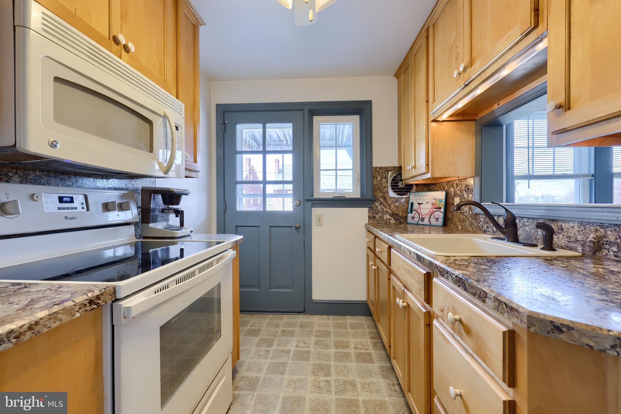 853 East Madison Street Lancaster, PA 17602 - Photo 21 of 37