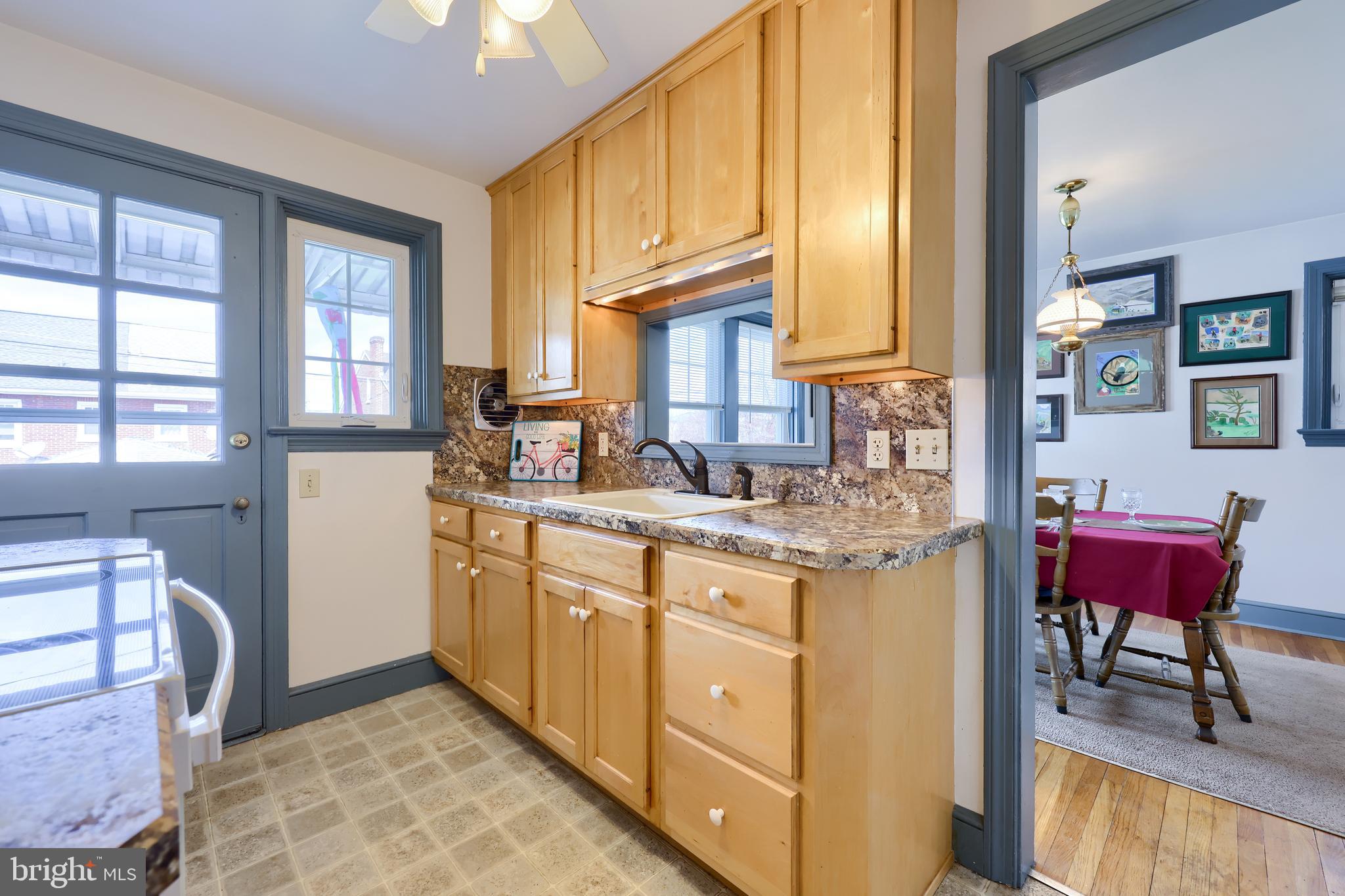 853 East Madison Street Lancaster, PA 17602 - Photo 22 of 37