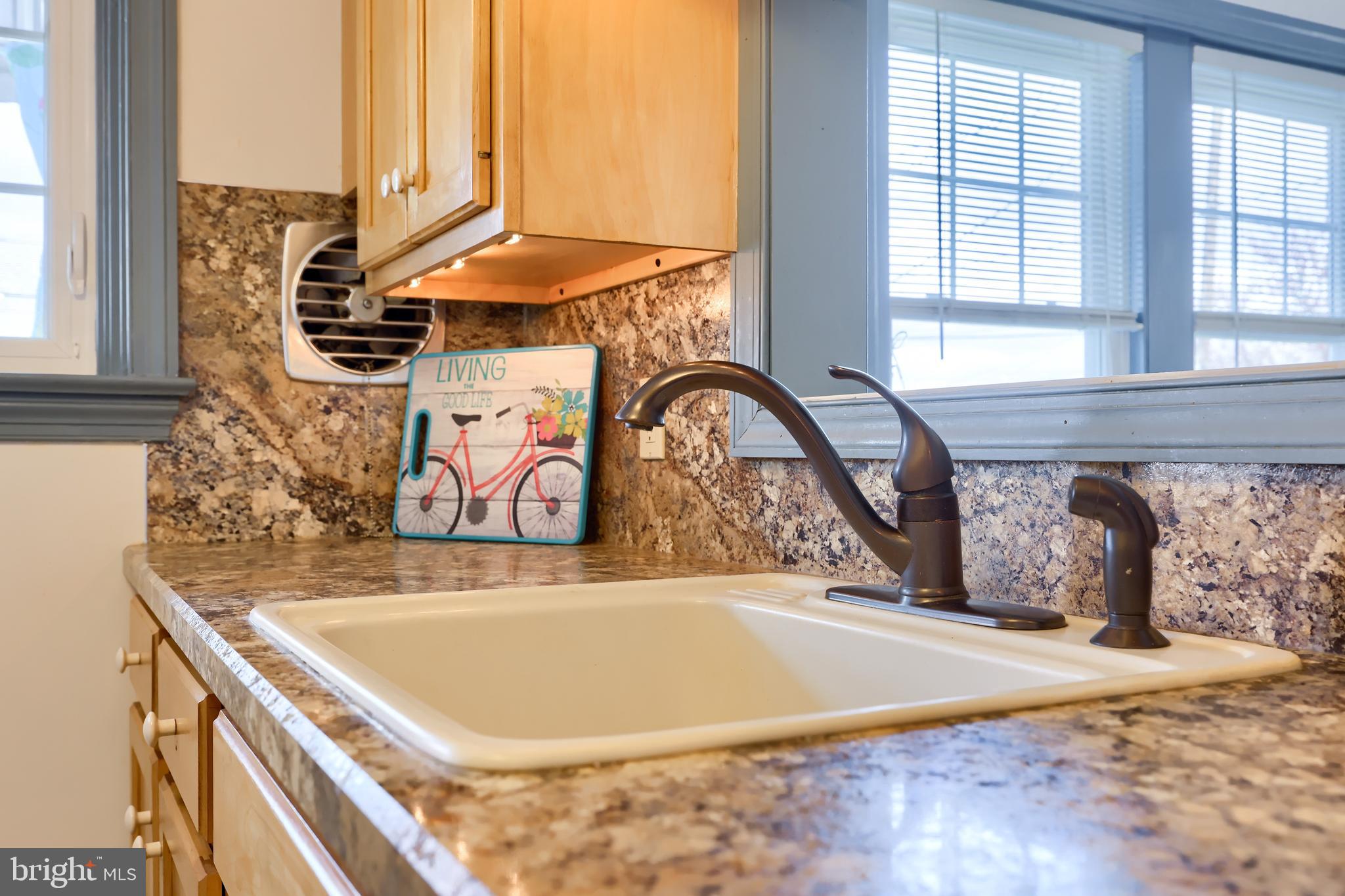 853 East Madison Street Lancaster, PA 17602 - Photo 23 of 37