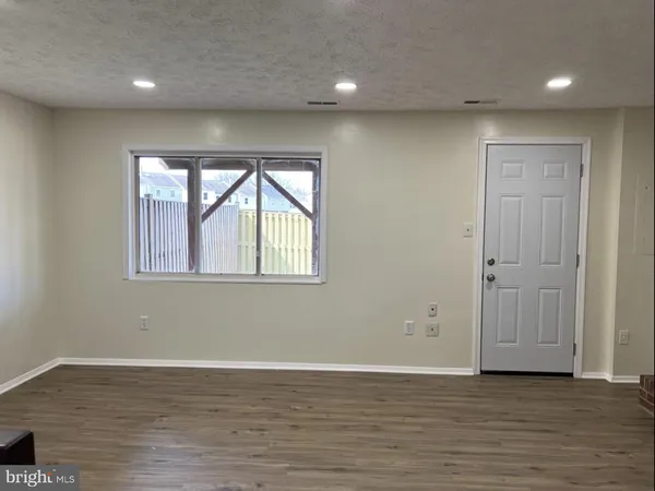 $3,150 | 3737 Keefer Court, Fairfax, VA 22033