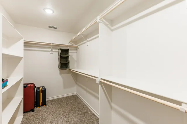 a view of entryway with workspace