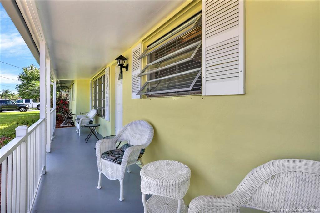 310 Southwest Harbor Street Stuart, FL 34997 - Photo 18 of 19 Gallery Image 18