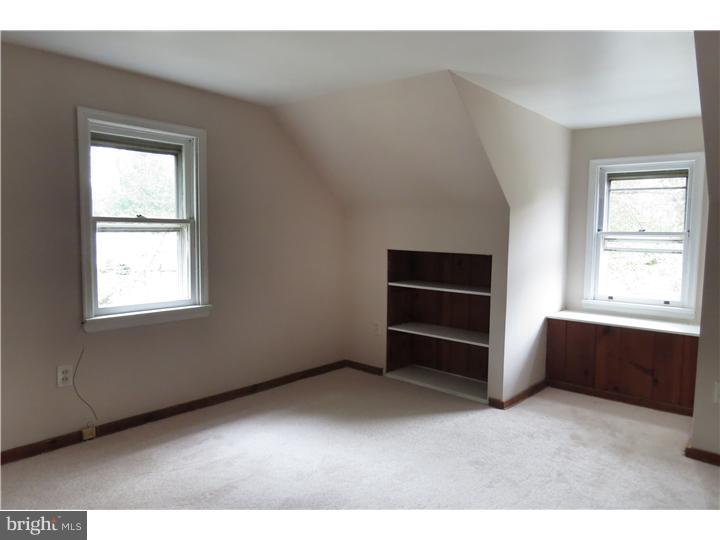 532 Continental Road Hatboro, PA 19040 - Photo 13 of 19 Gallery Image 13