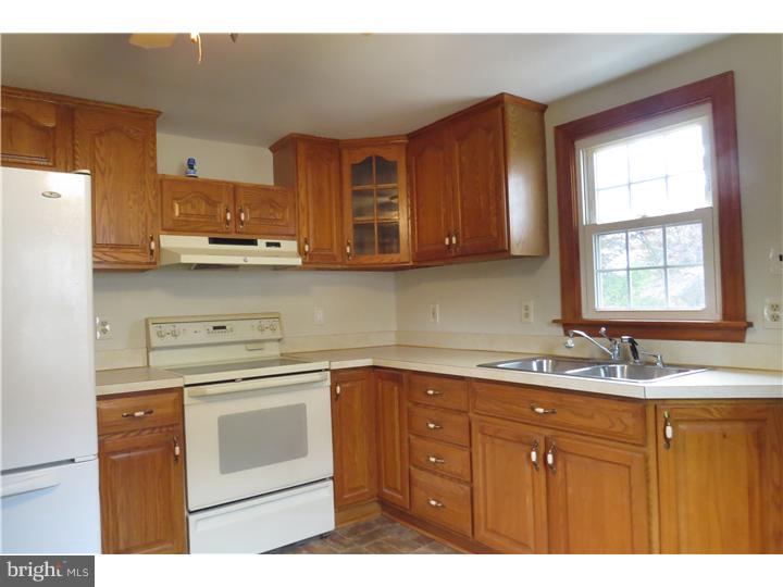 532 Continental Road Hatboro, PA 19040 - Photo 8 of 19 Gallery Image 8