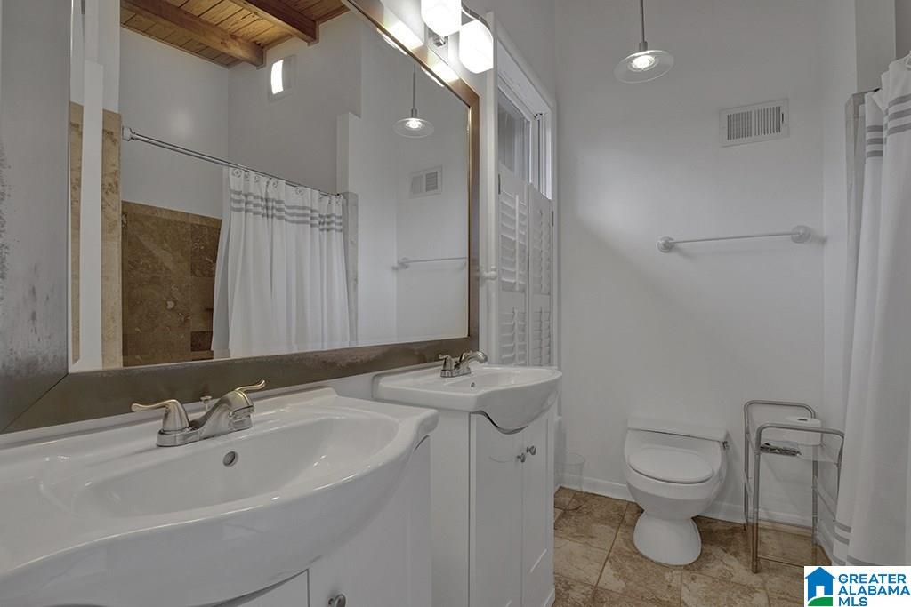 2724 Wynward Road Birmingham, AL 35243 - Photo 16 of 48 Gallery Image 16