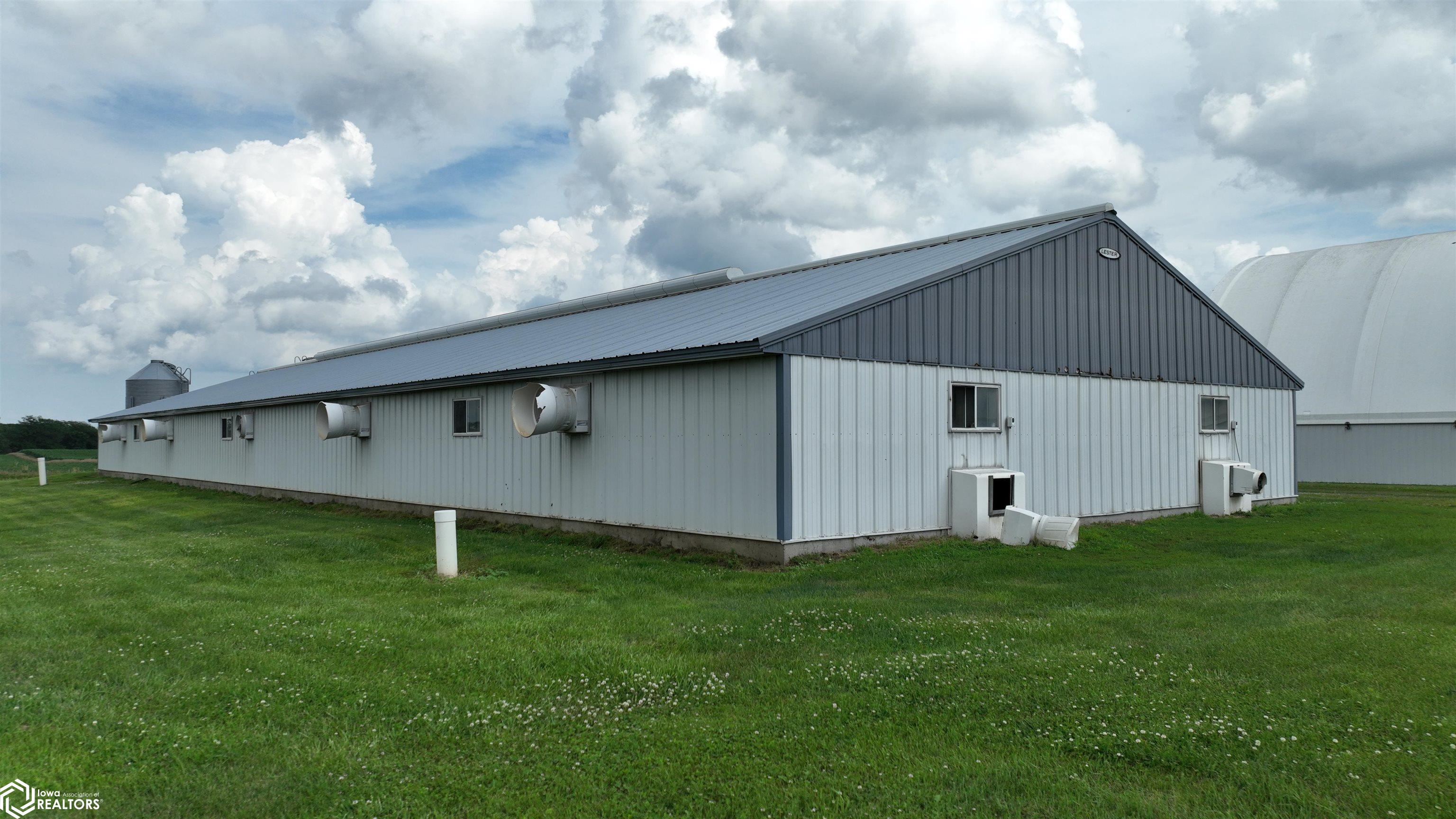 Louisa-Washington Road Ainsworth, IA 52201 - Photo 9 of 78 Gallery Image 9