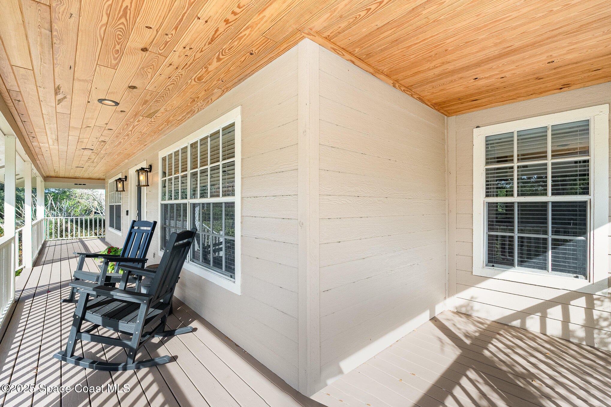 4052 Sparrow Hawk Road Melbourne, FL 32934 - Photo 6 of 34 005_file_165