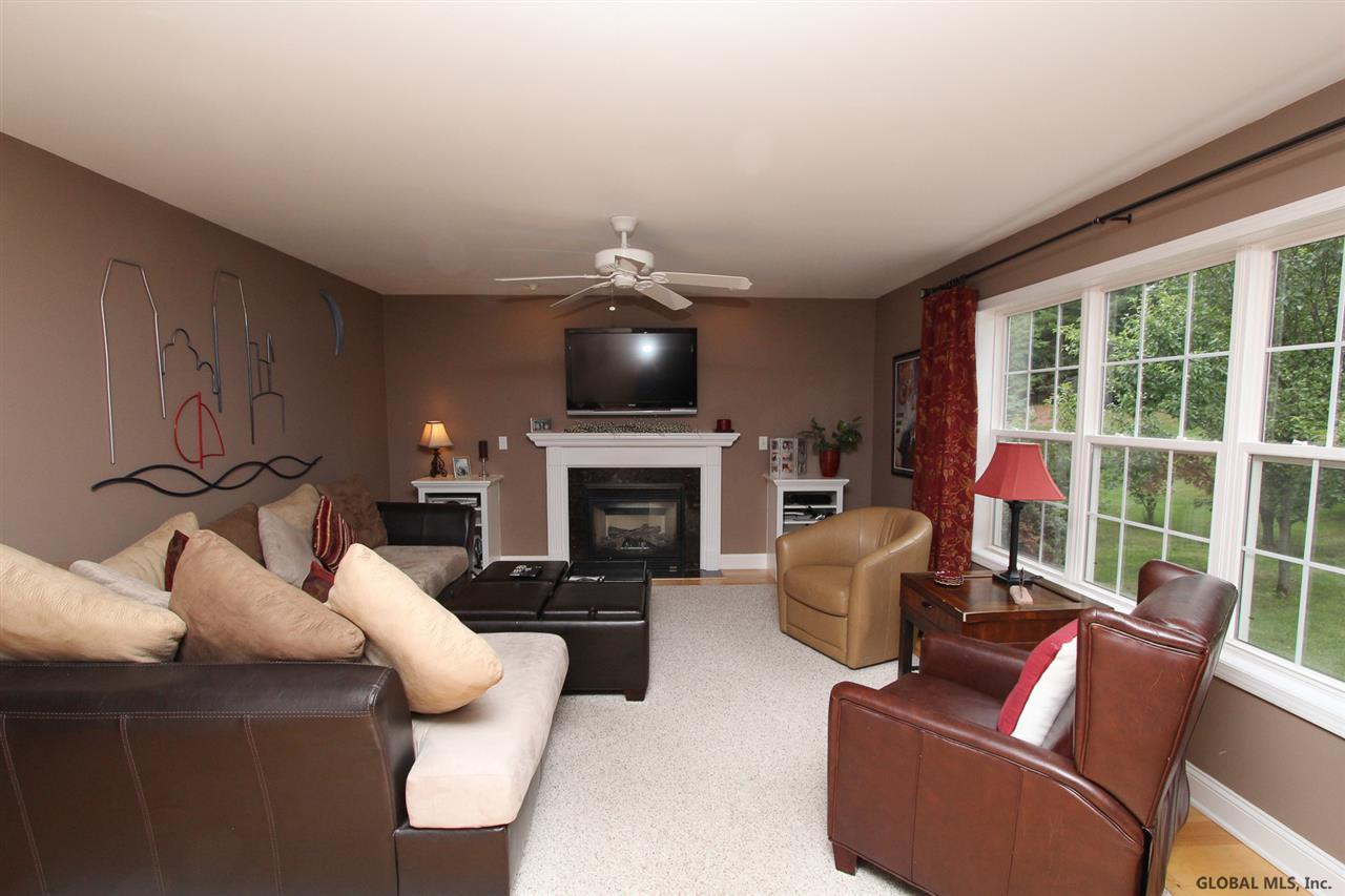 44 Sheffield Road Wilton, NY 12831 - Photo 9 of 24 Photo 9