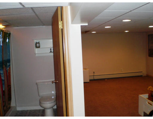 376 Massasoit Road Worcester, MA 01604 - Photo 10 of 12 Gallery Image 10
