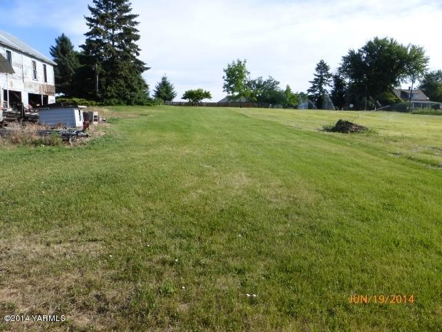 1640 Division Road Zillah, WA 98953 - Photo 28 of 49
