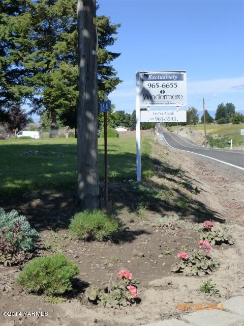 1640 Division Road Zillah, WA 98953 - Photo 36 of 49