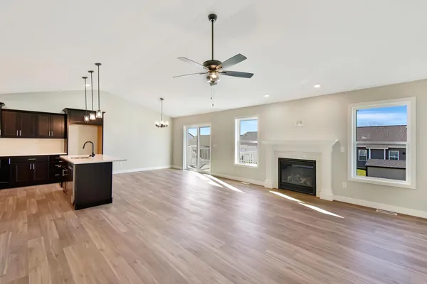 $416,525 | 707 Cates Drive, Mahomet, IL 61853