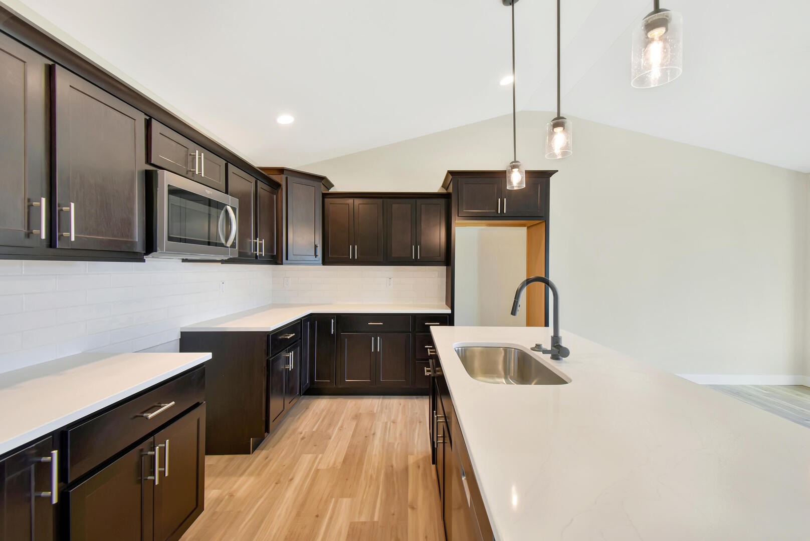 707 Cates Drive Mahomet, IL 61853 - Photo 4 of 23
