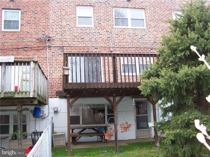 12848 Medford Road Philadelphia, PA 19154 - Photo 13 of 14 Exterior